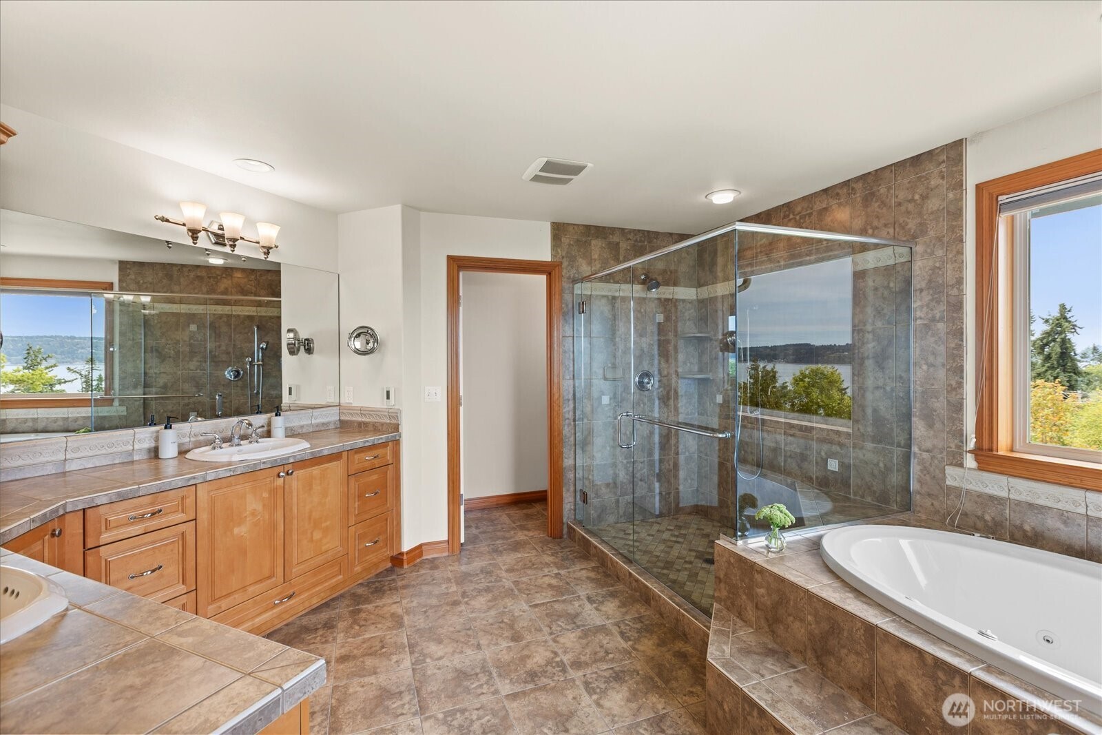 MLS #NWM2421971 image #14