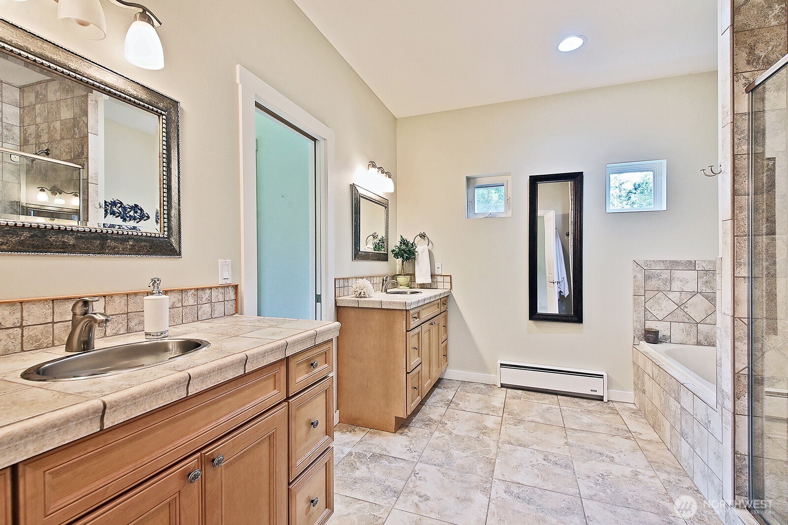 MLS #NWM2422297 image #20