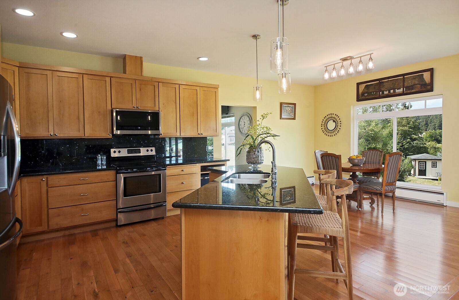 MLS #NWM2422297 image #9