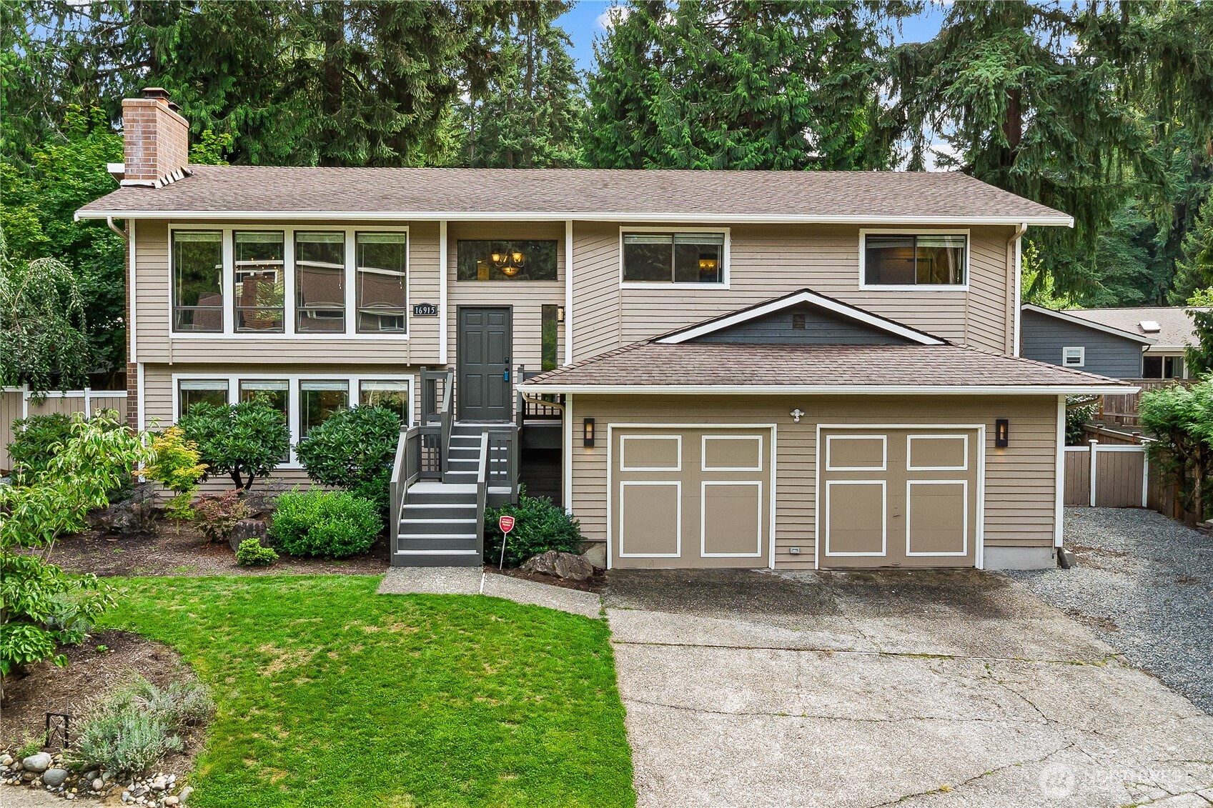 MLS #NWM2422767 image #0
