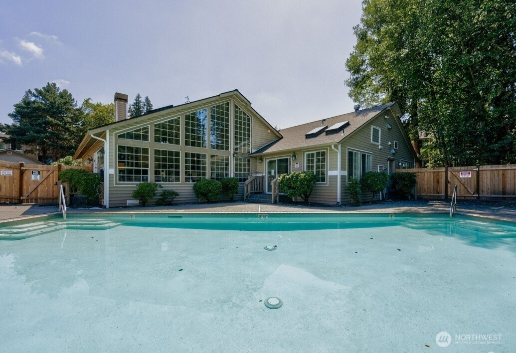 MLS #NWM2424052 image #10