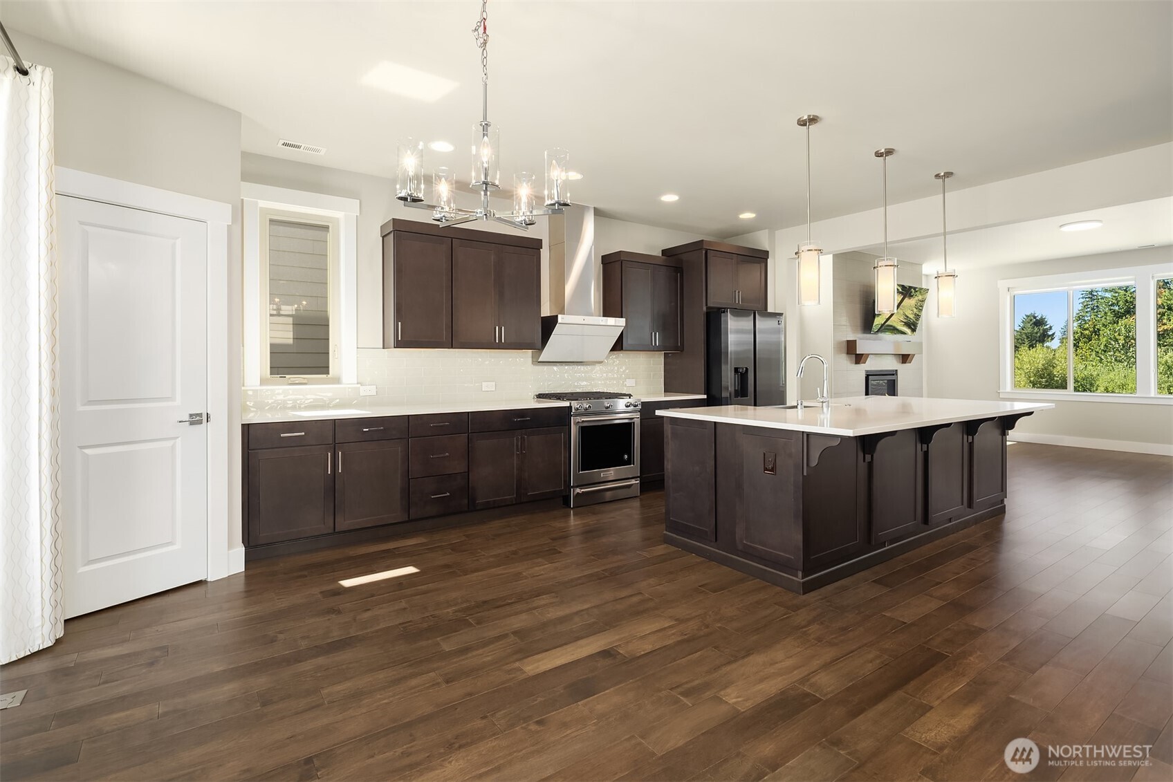 MLS #NWM2424675 image #2