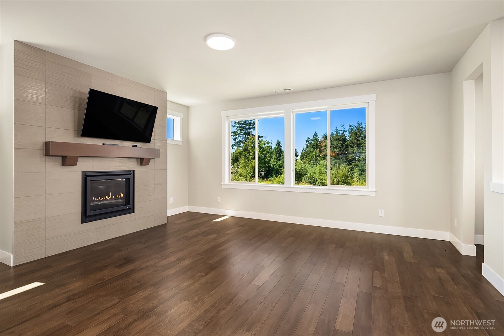 MLS #NWM2424675 image #5