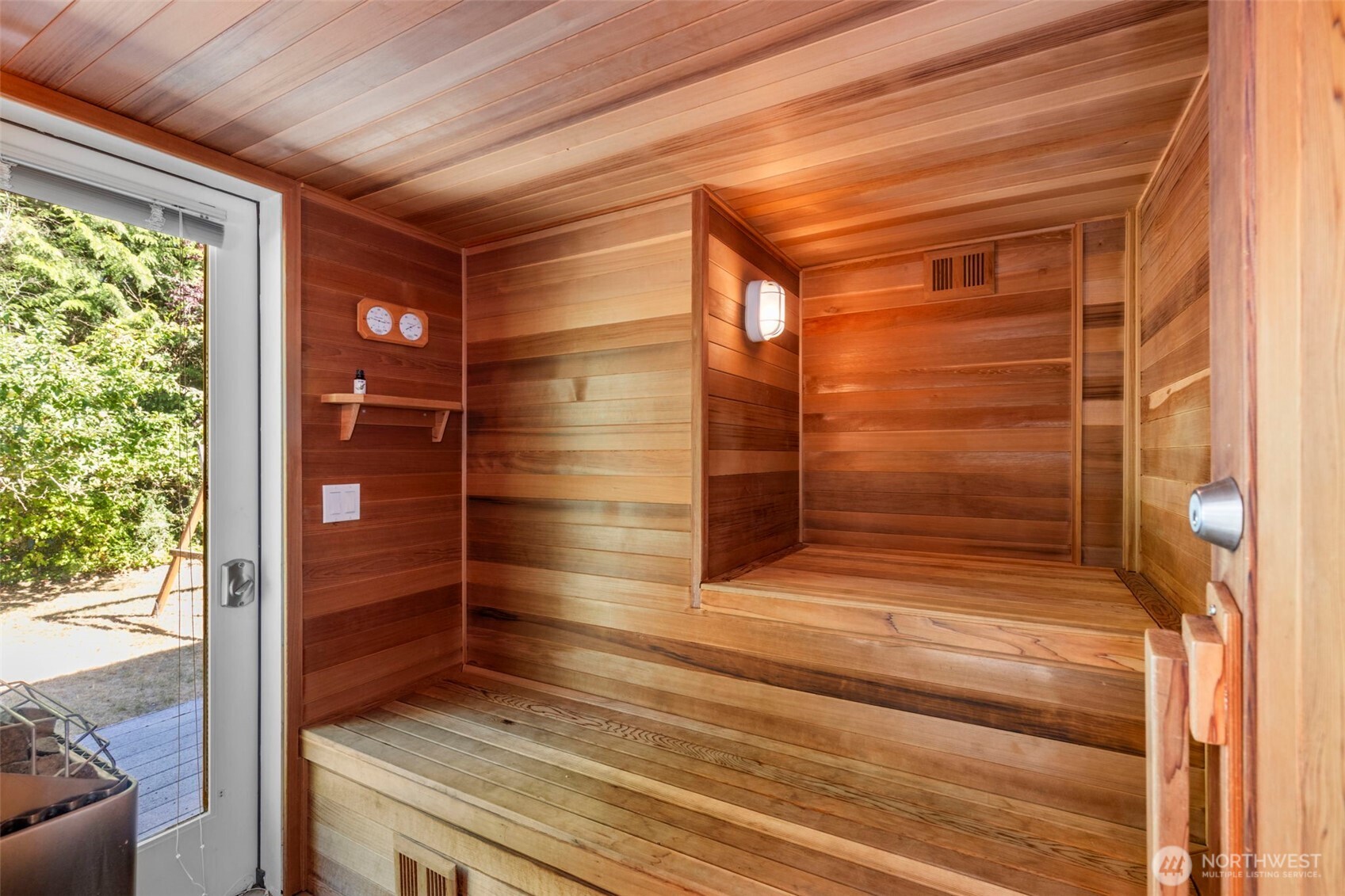 MLS #NWM2425732 img 16