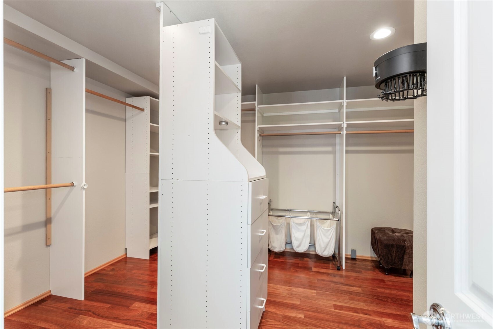 MLS #NWM2425732 img 17