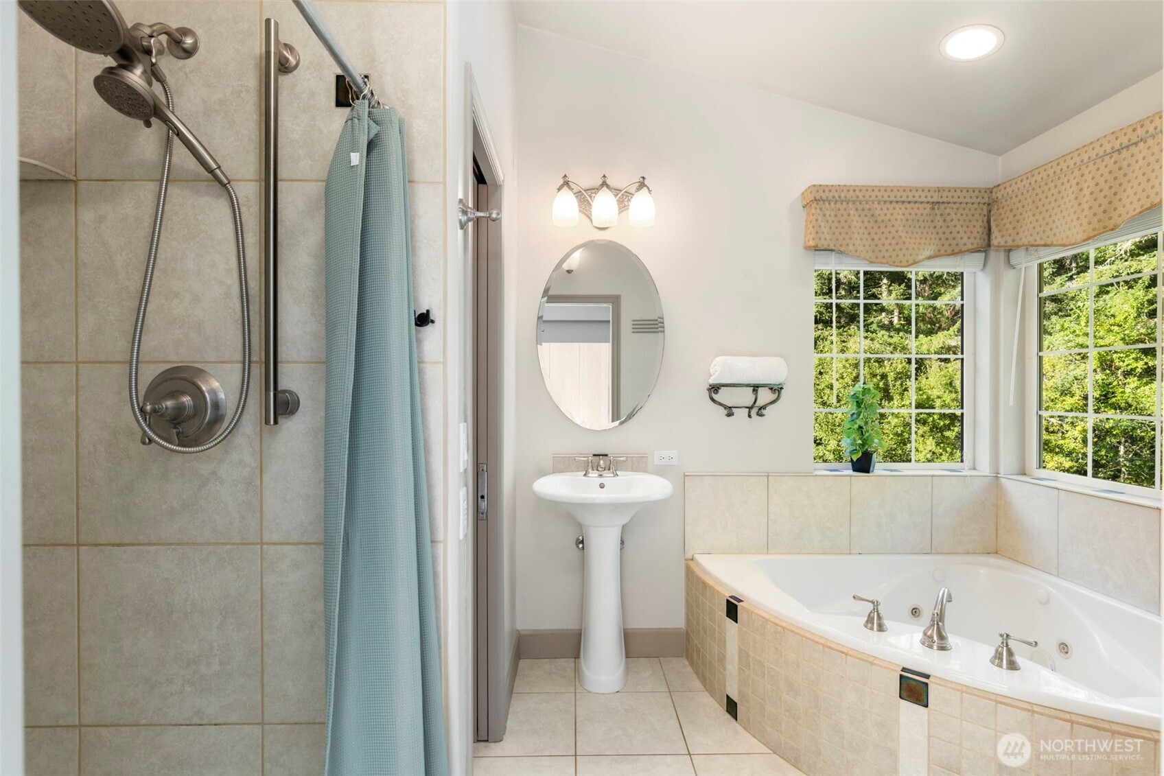 MLS #NWM2425732 img 25