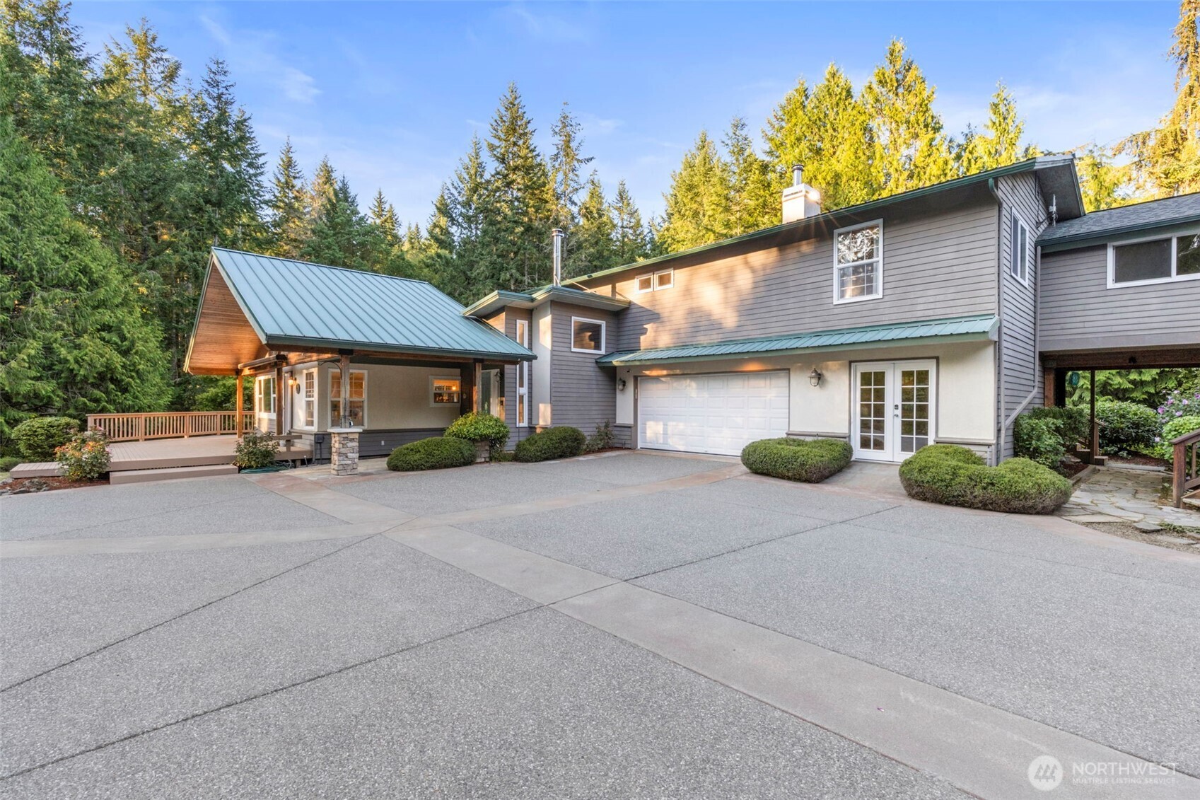 MLS #NWM2425732 img 3