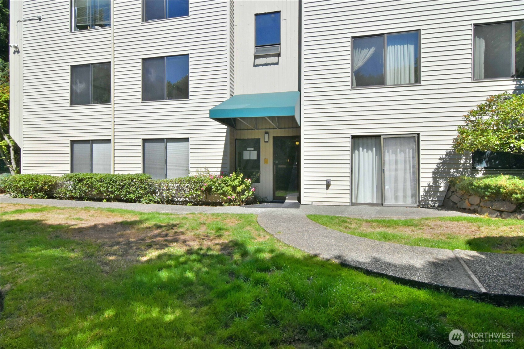 MLS #NWM2425758 image #0