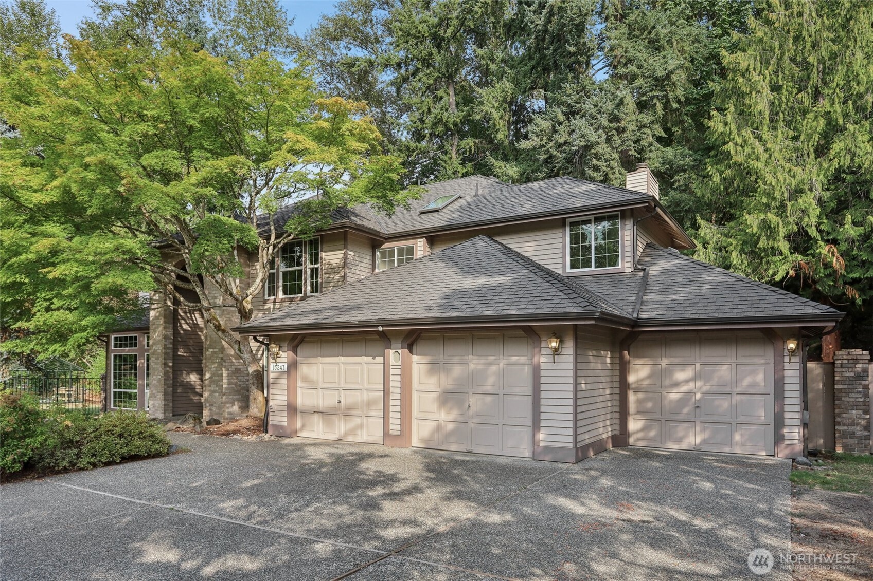 MLS #NWM2425976 image #0