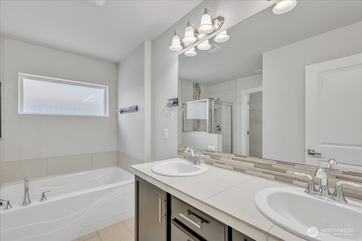 MLS #NWM2426123 image #20