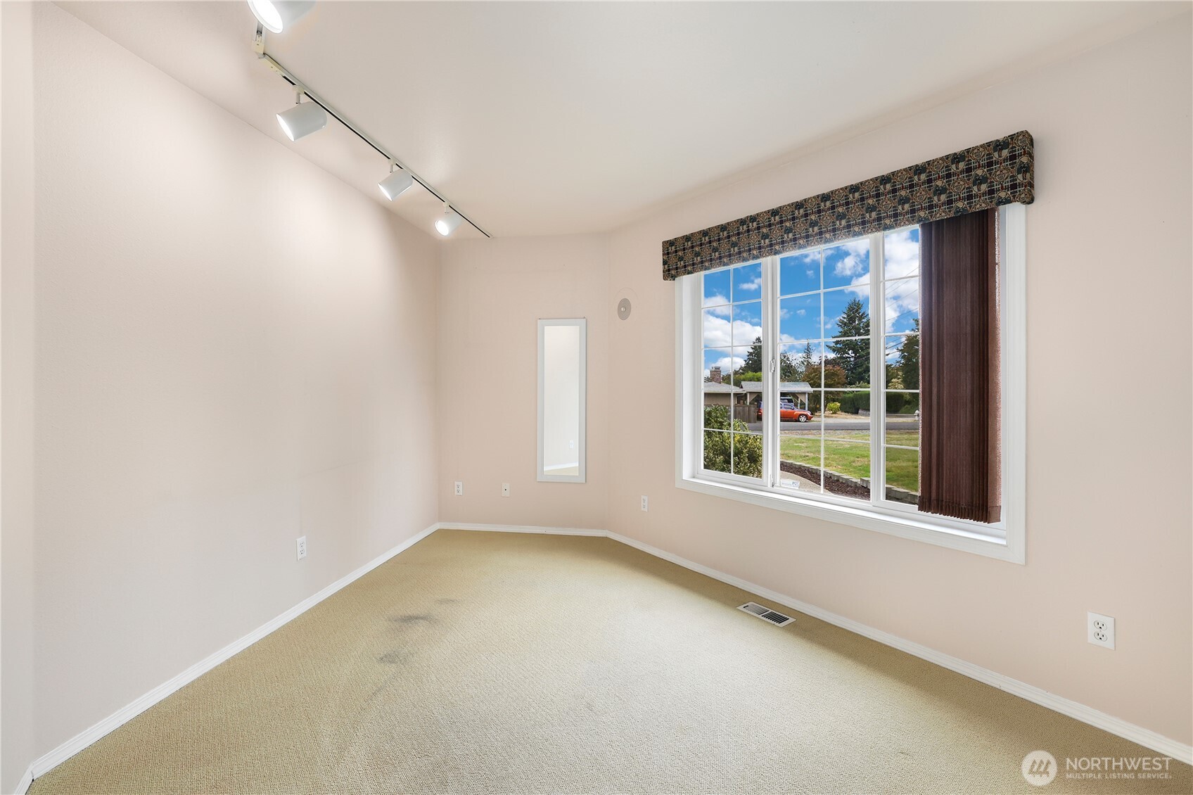 MLS #NWM2426871 image #15