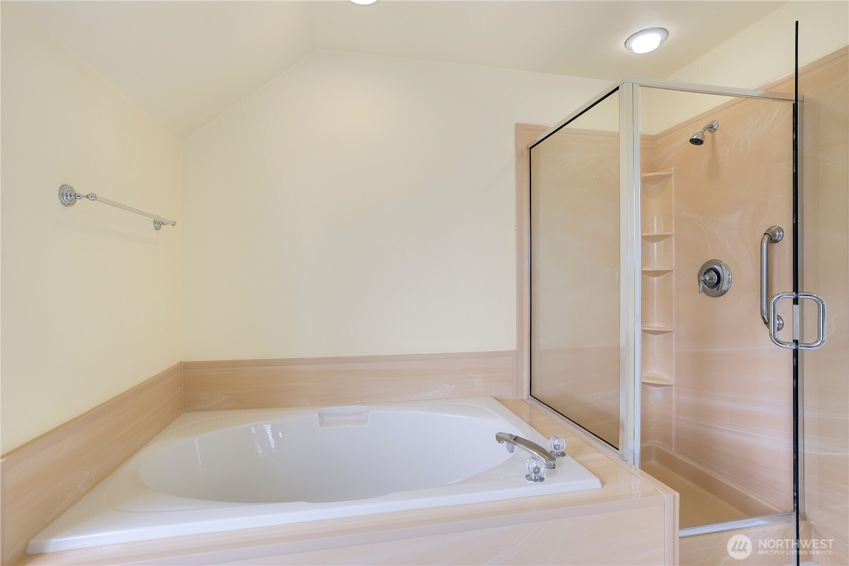 MLS #NWM2426871 image #32