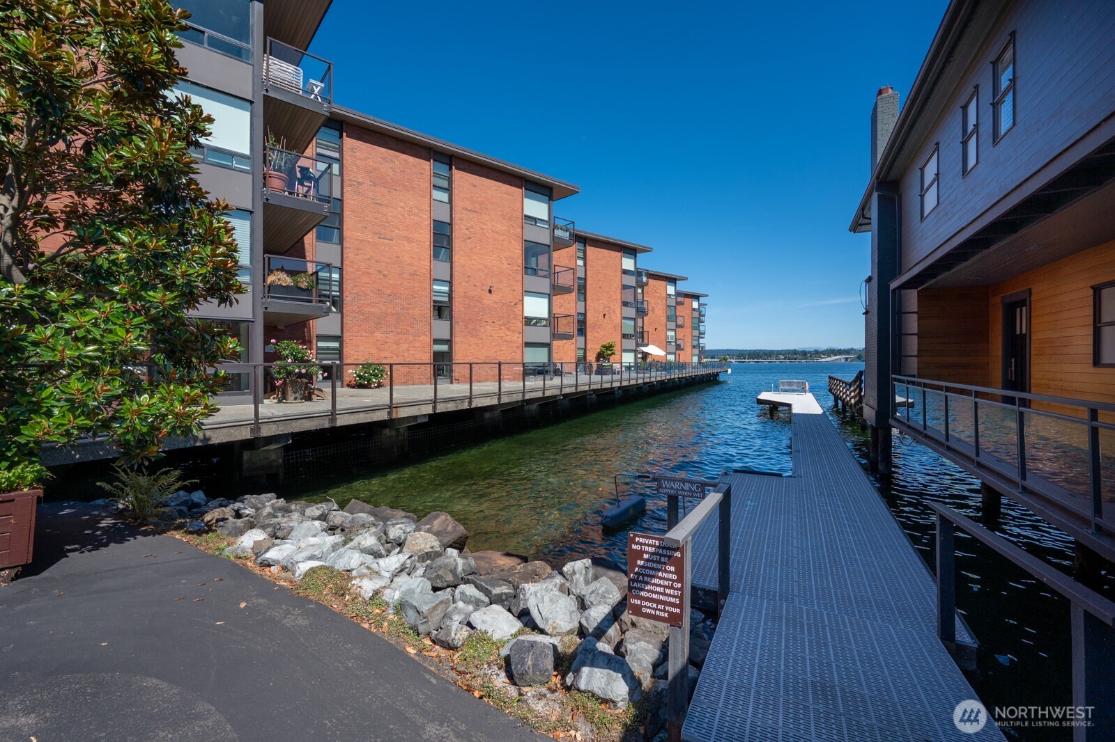 MLS #NWM2427584 image #15