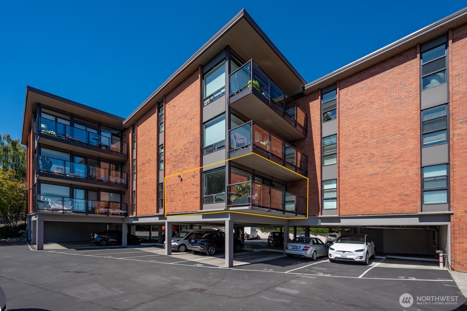 MLS #NWM2427584 image #16