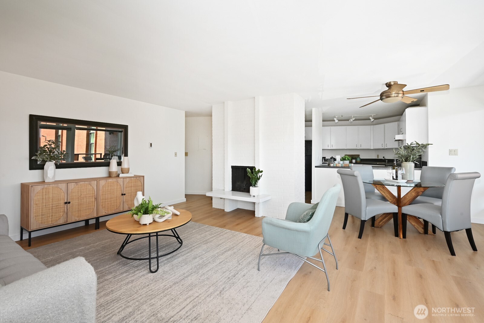 MLS #NWM2427584 image #4