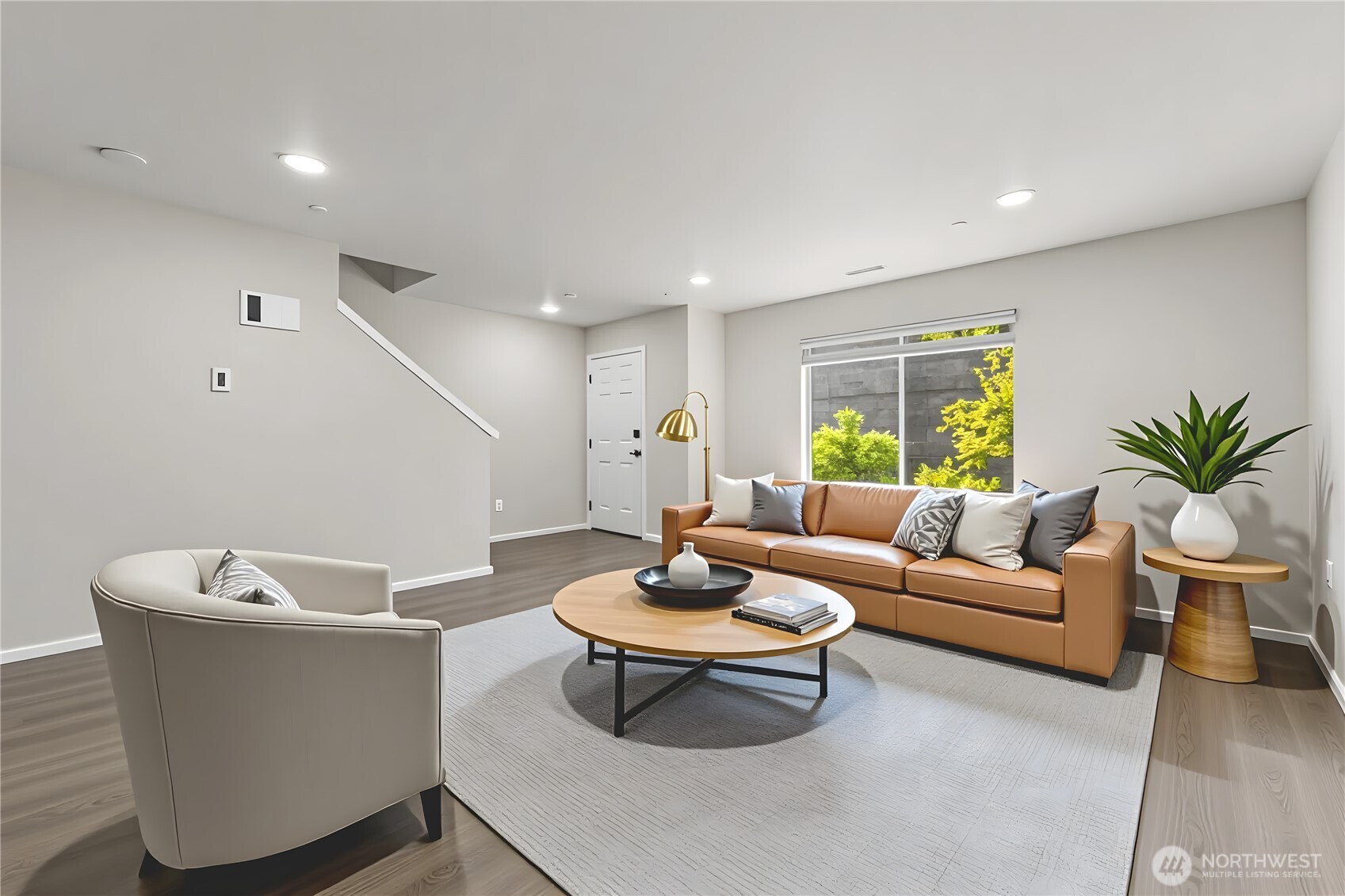 MLS #NWM2427907 image #1