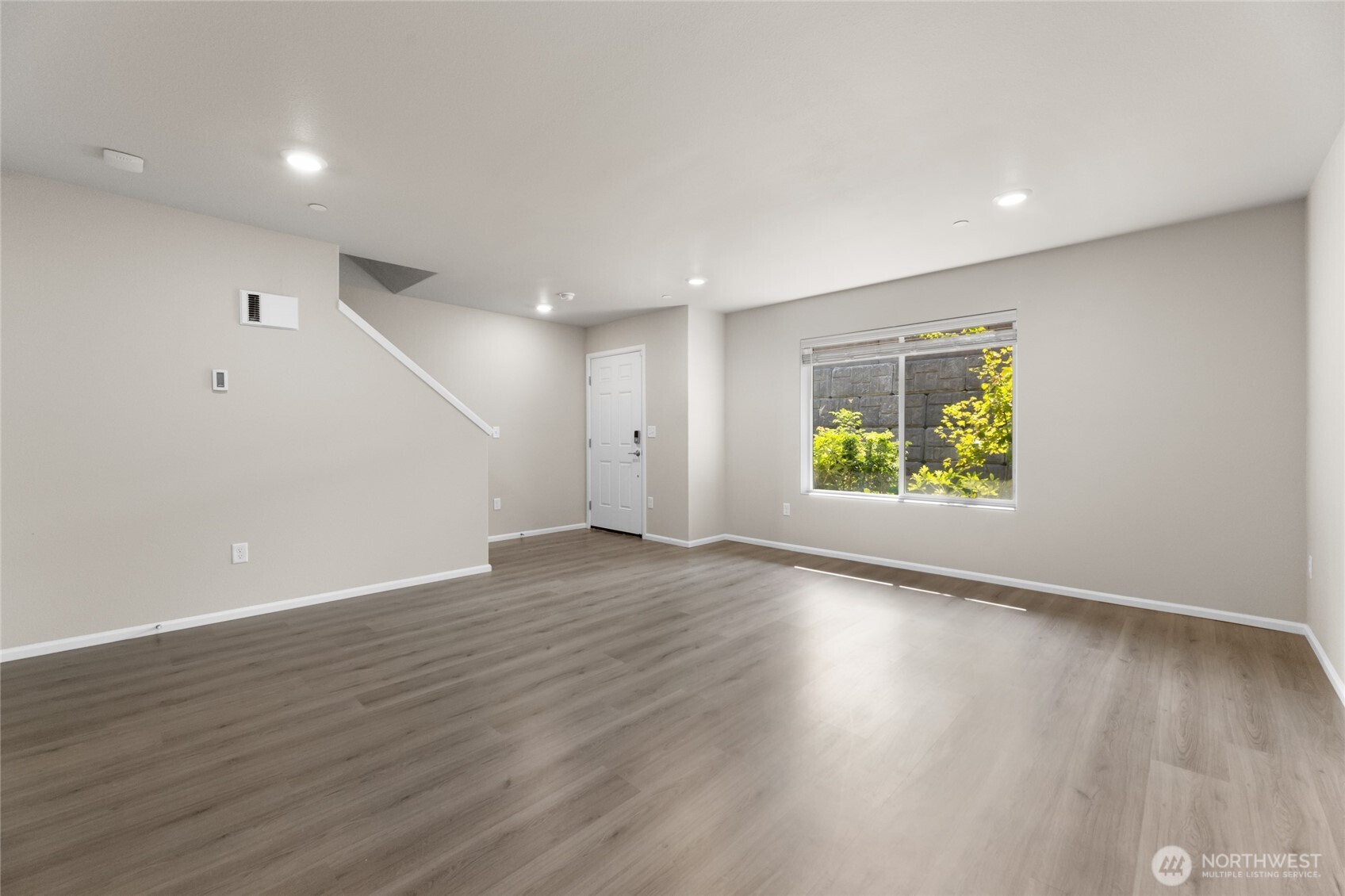 MLS #NWM2427907 image #2