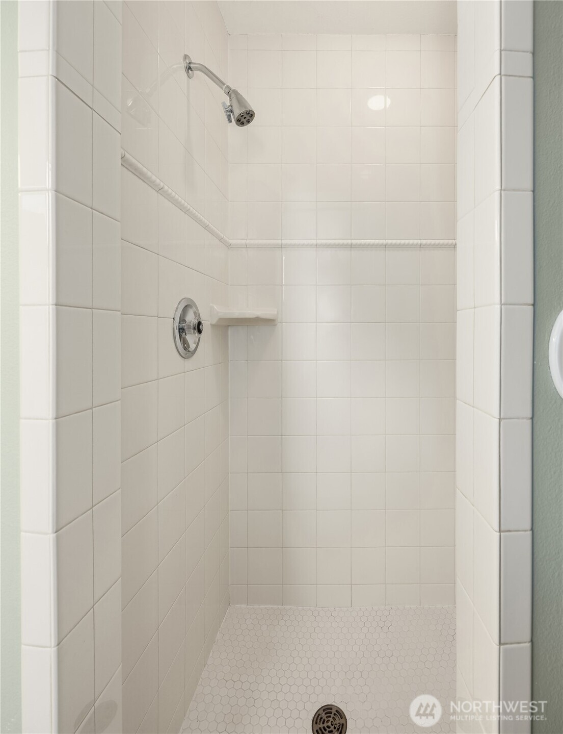 MLS #NWM2428005 image #24