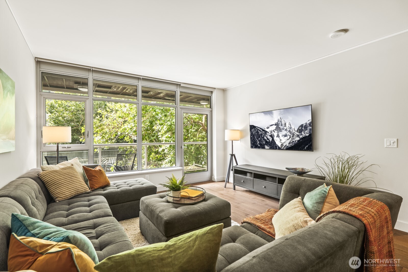 MLS #NWM2428109 image #13