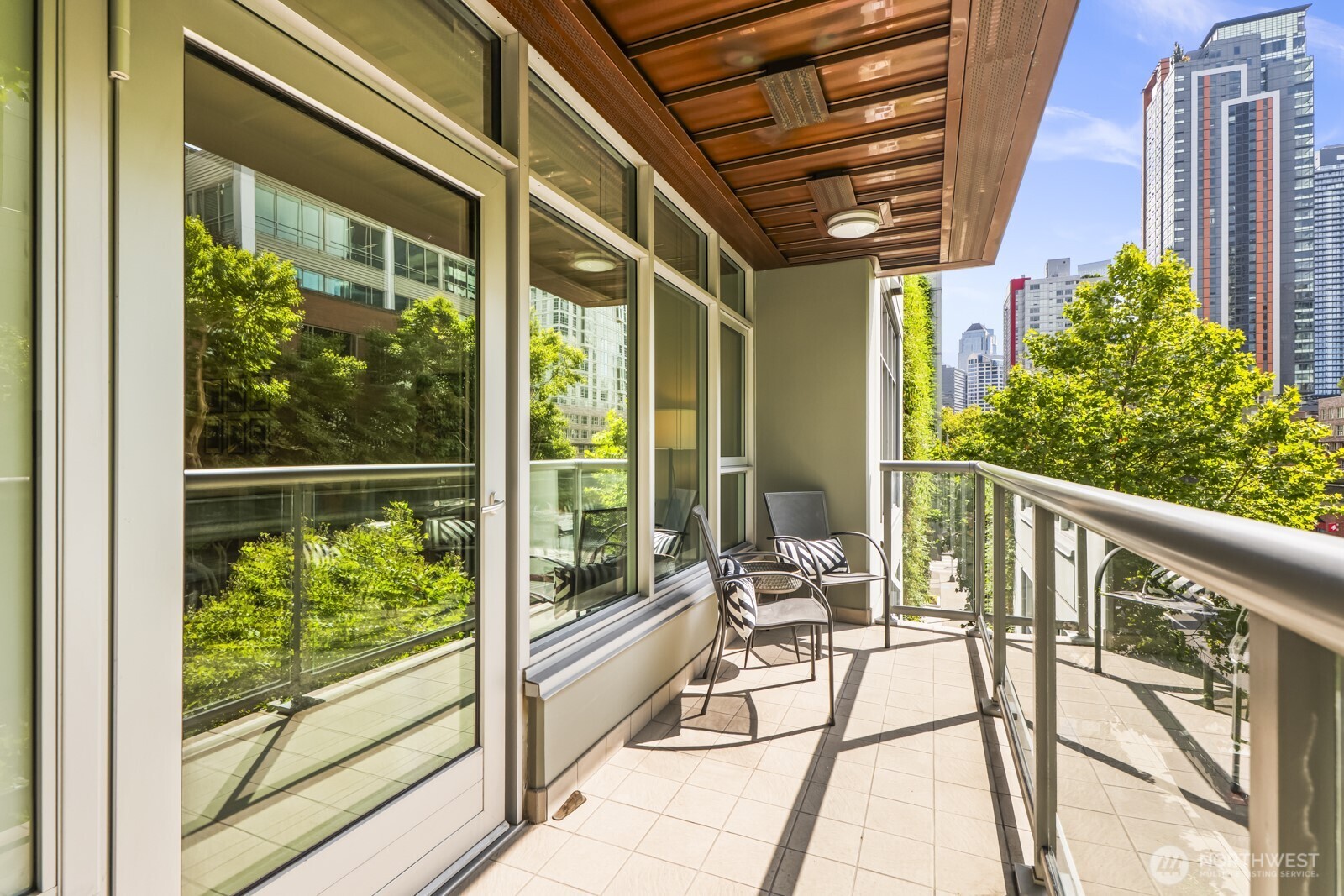 MLS #NWM2428109 image #17