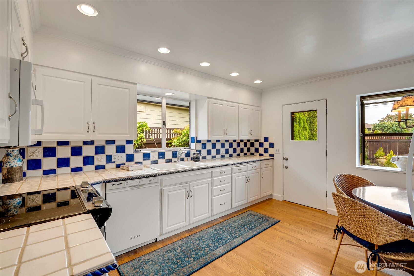 MLS #NWM2428263 image #10