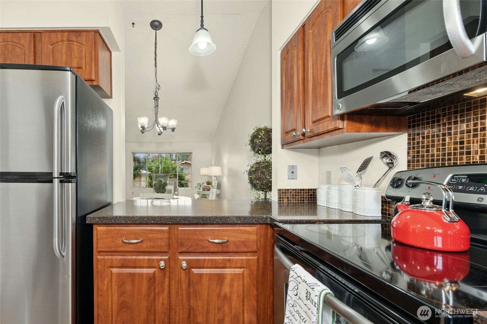 MLS #NWM2428405 image #5