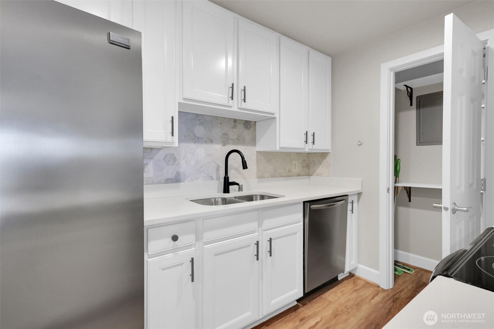 MLS #NWM2428660 image #13