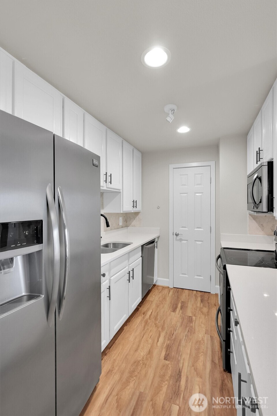 MLS #NWM2428660 image #14