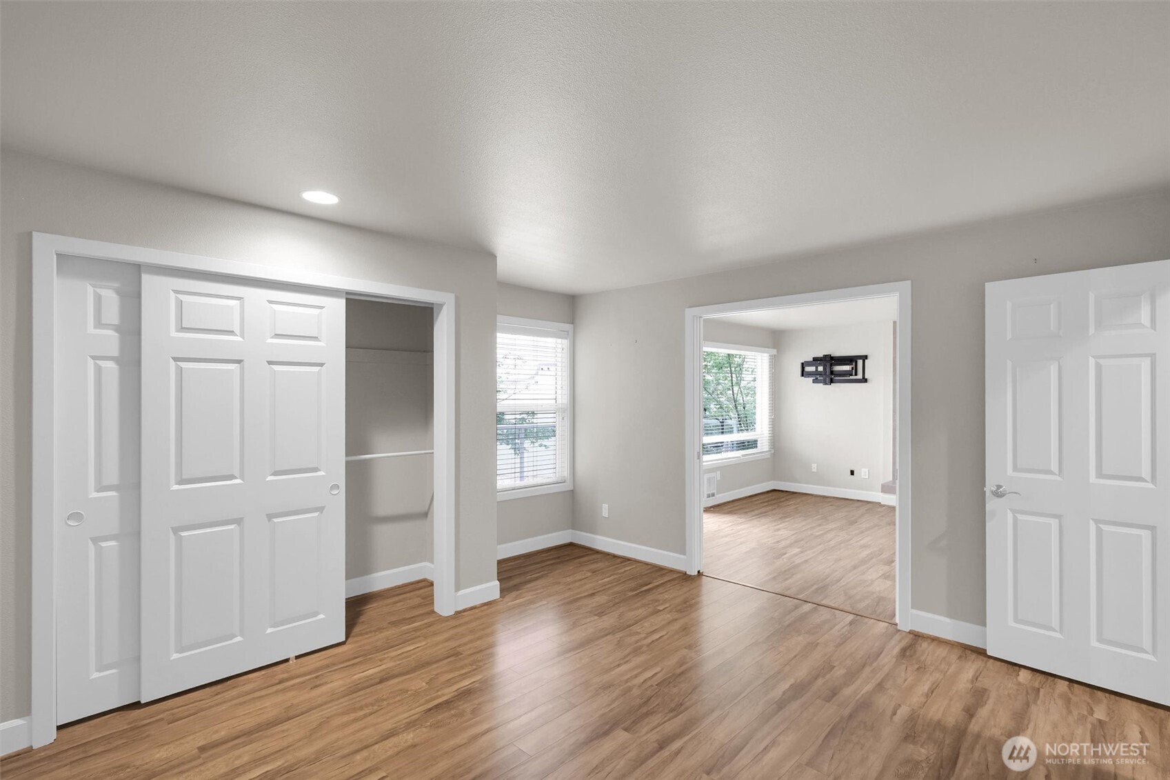 MLS #NWM2428660 image #22