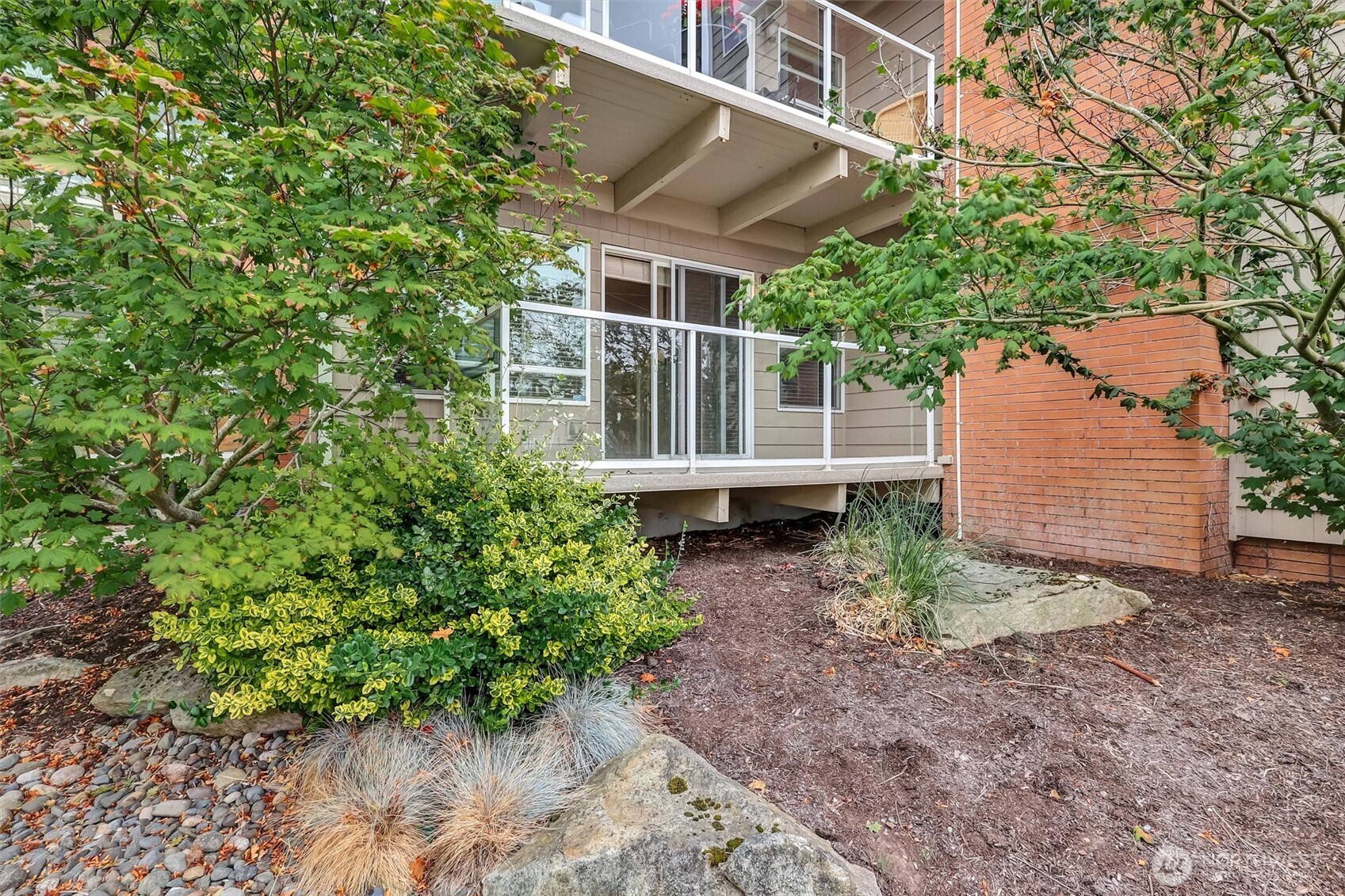 MLS #NWM2428660 image #3