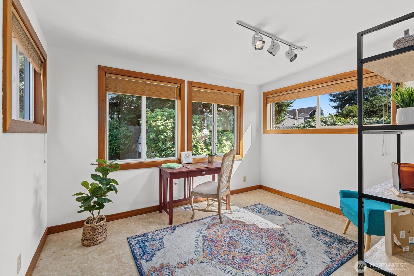 MLS #NWM2429192 image #20