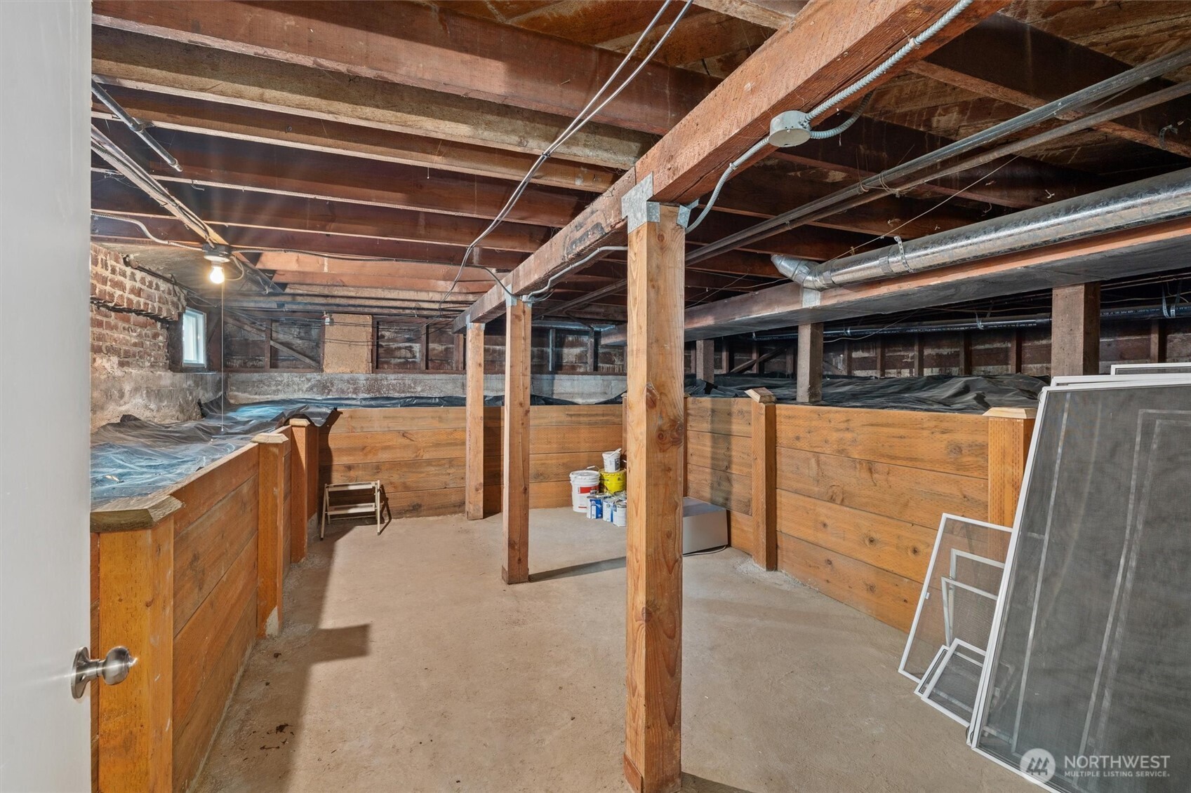MLS #NWM2429192 image #25