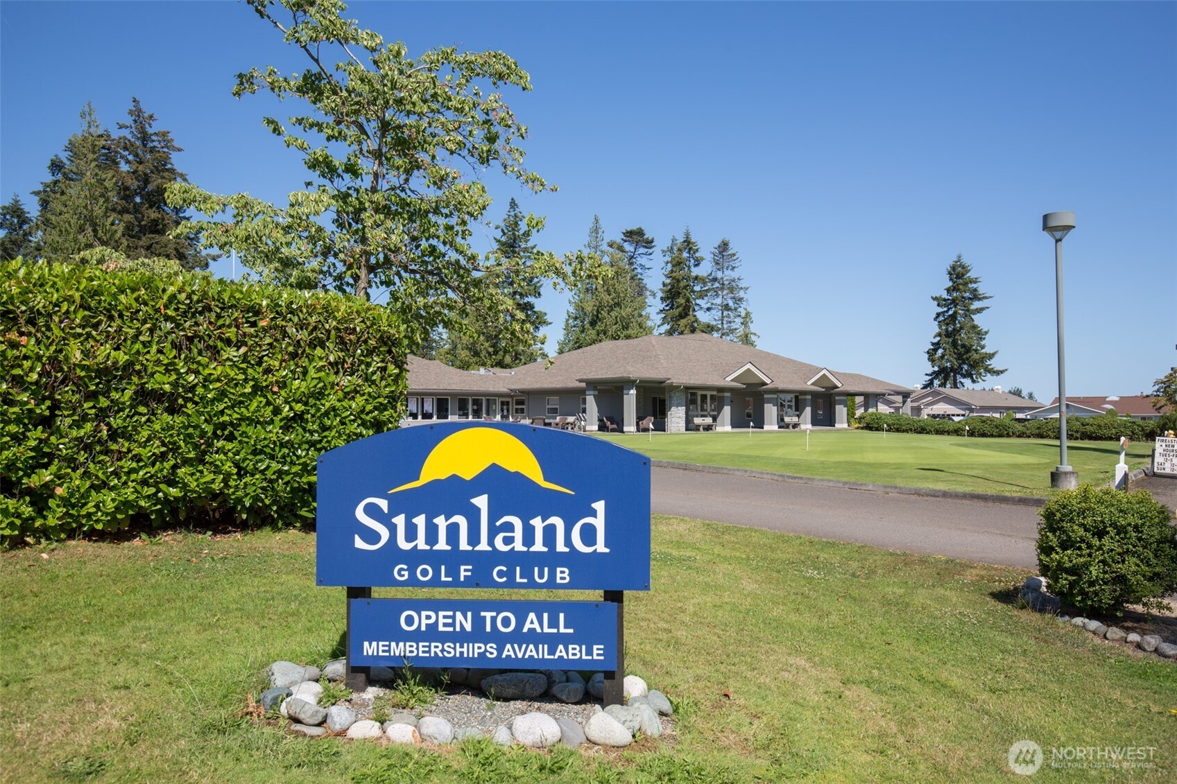 MLS #NWM2429881 image #0