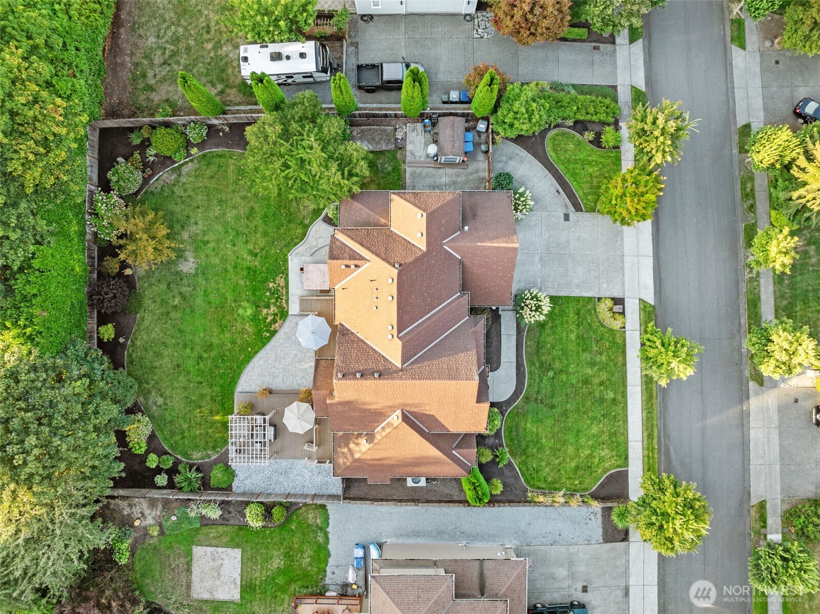 MLS #NWM2431403 image #2