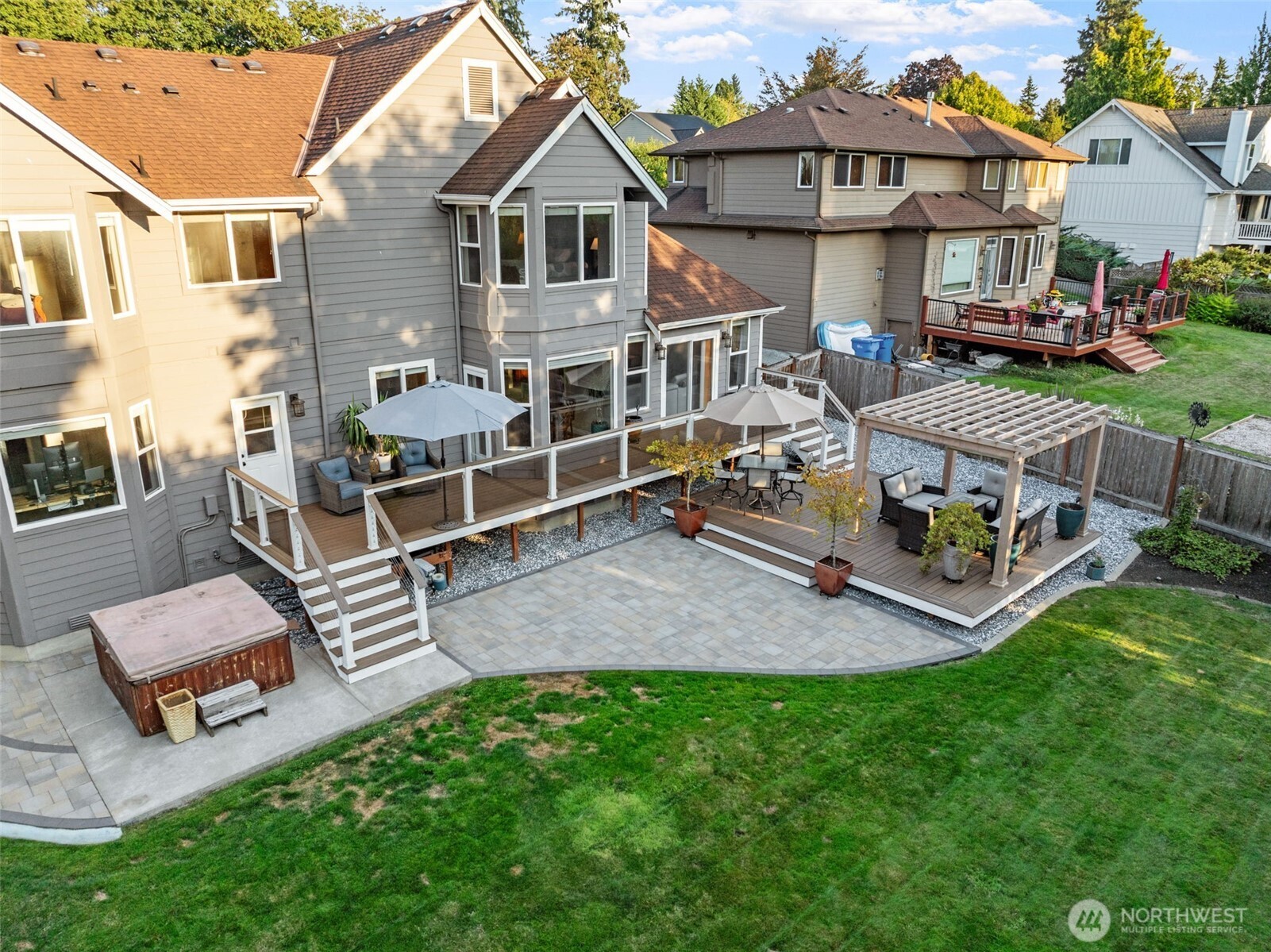 MLS #NWM2431403 image #3