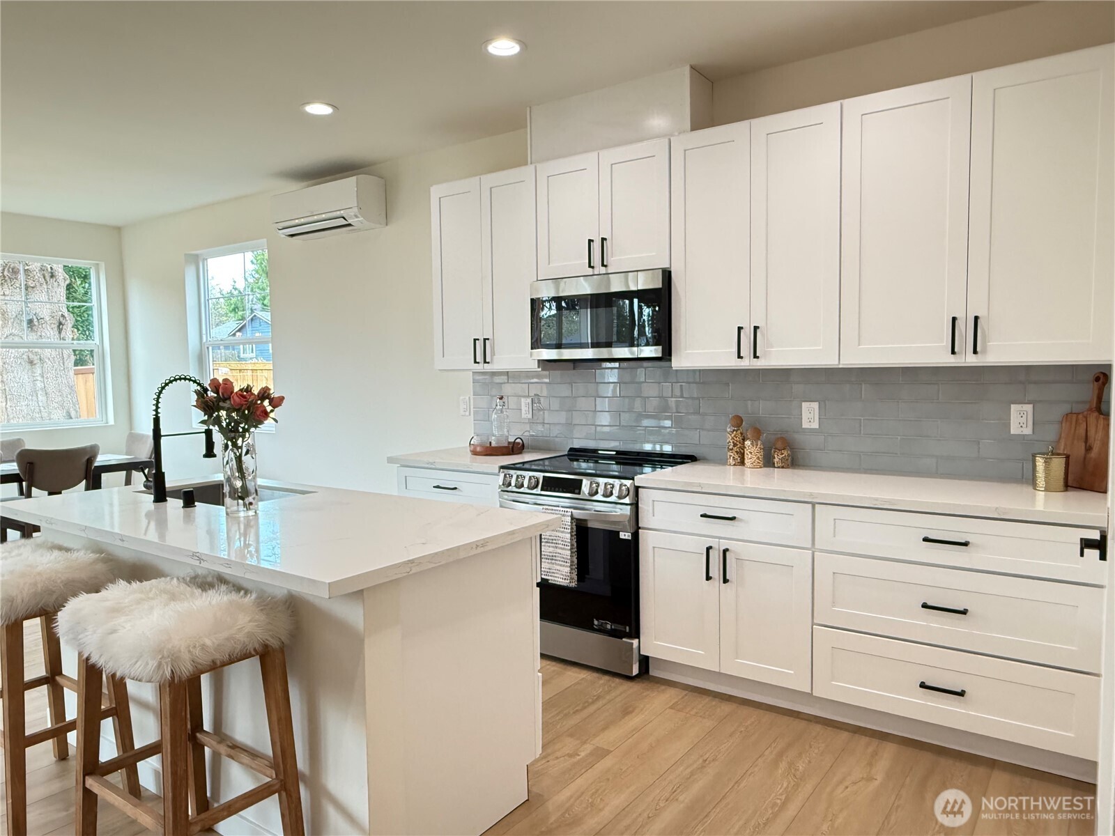 MLS #NWM2431694 image #6