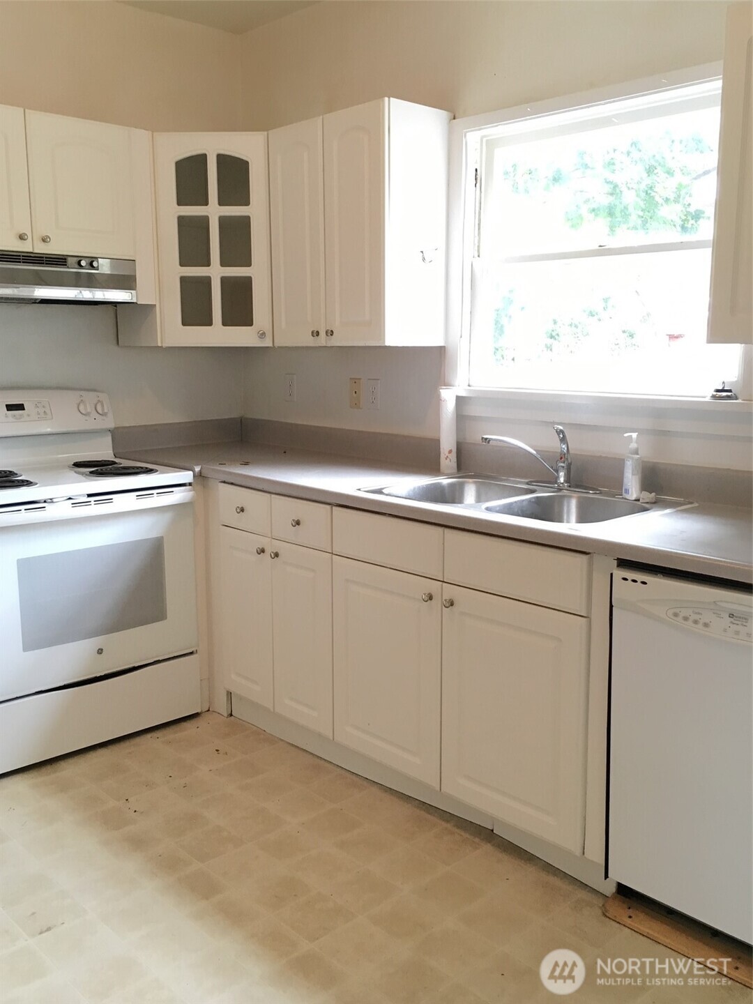 MLS #NWM2432219 image #9
