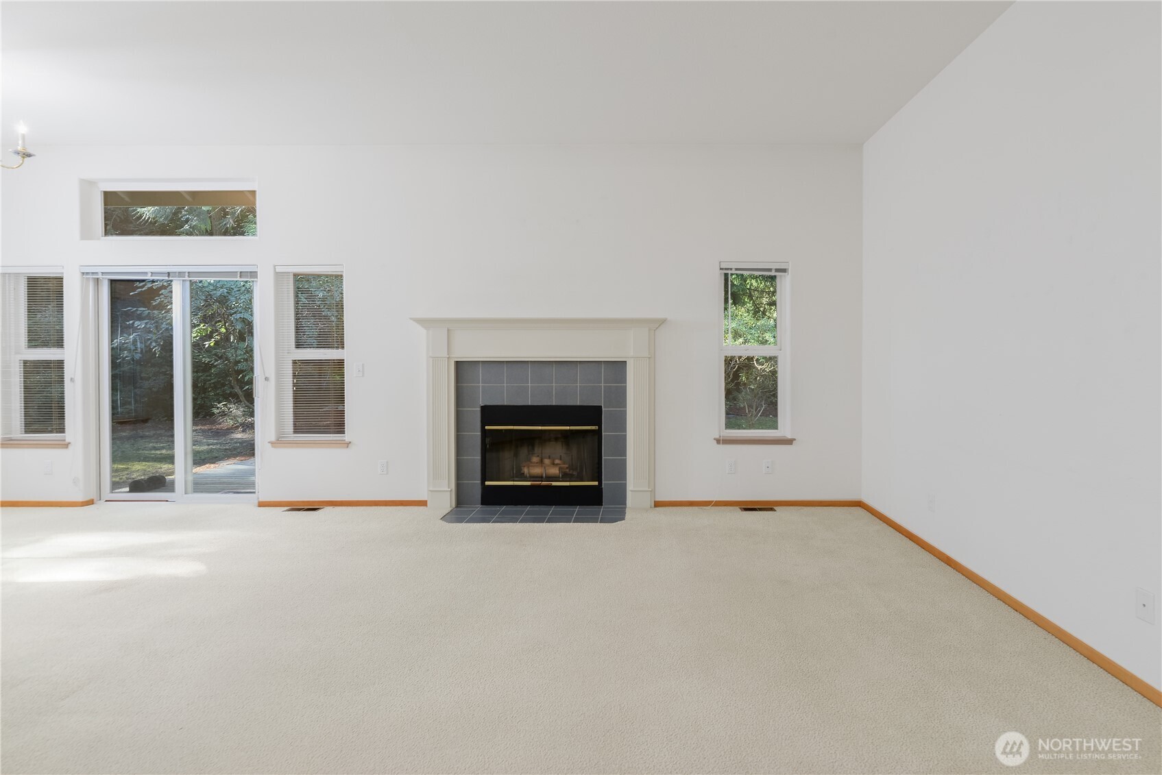 MLS #NWM2467106 img 16