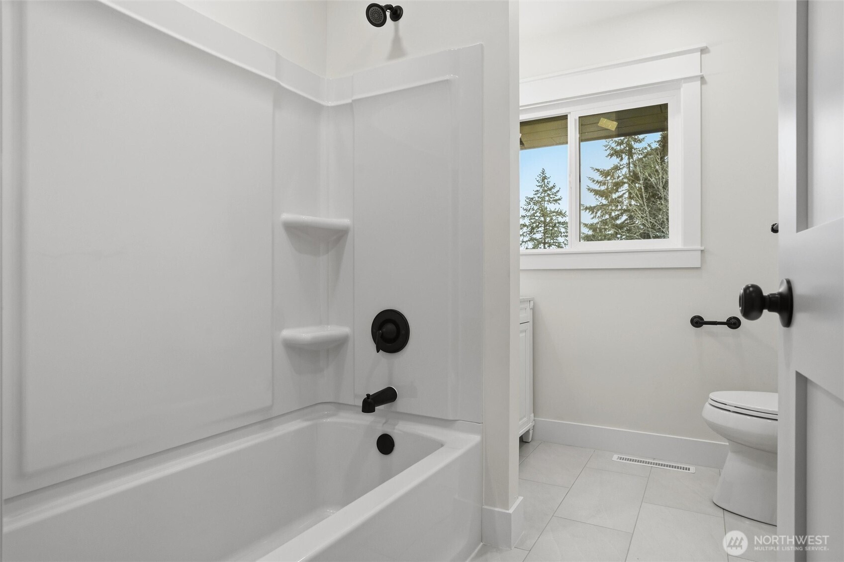 MLS #NWM2468815 img 23