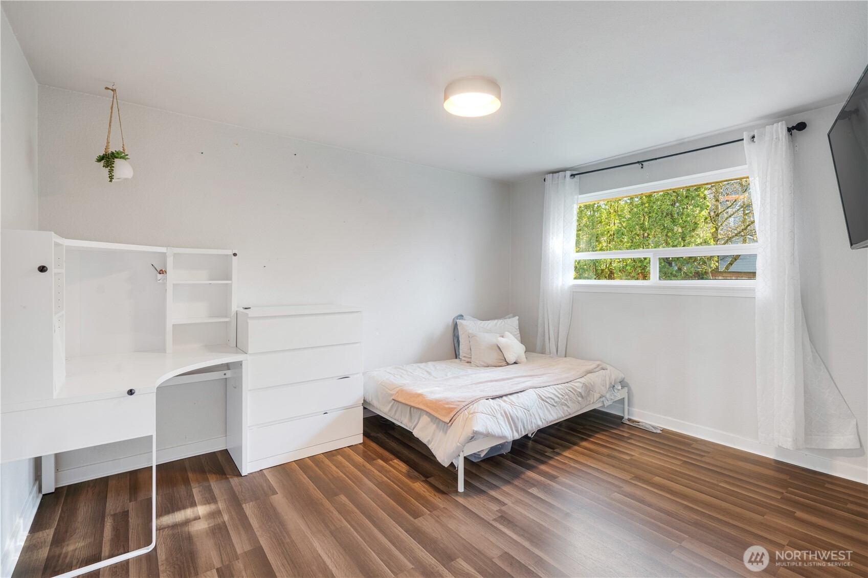 MLS #NWM2470390 image #12