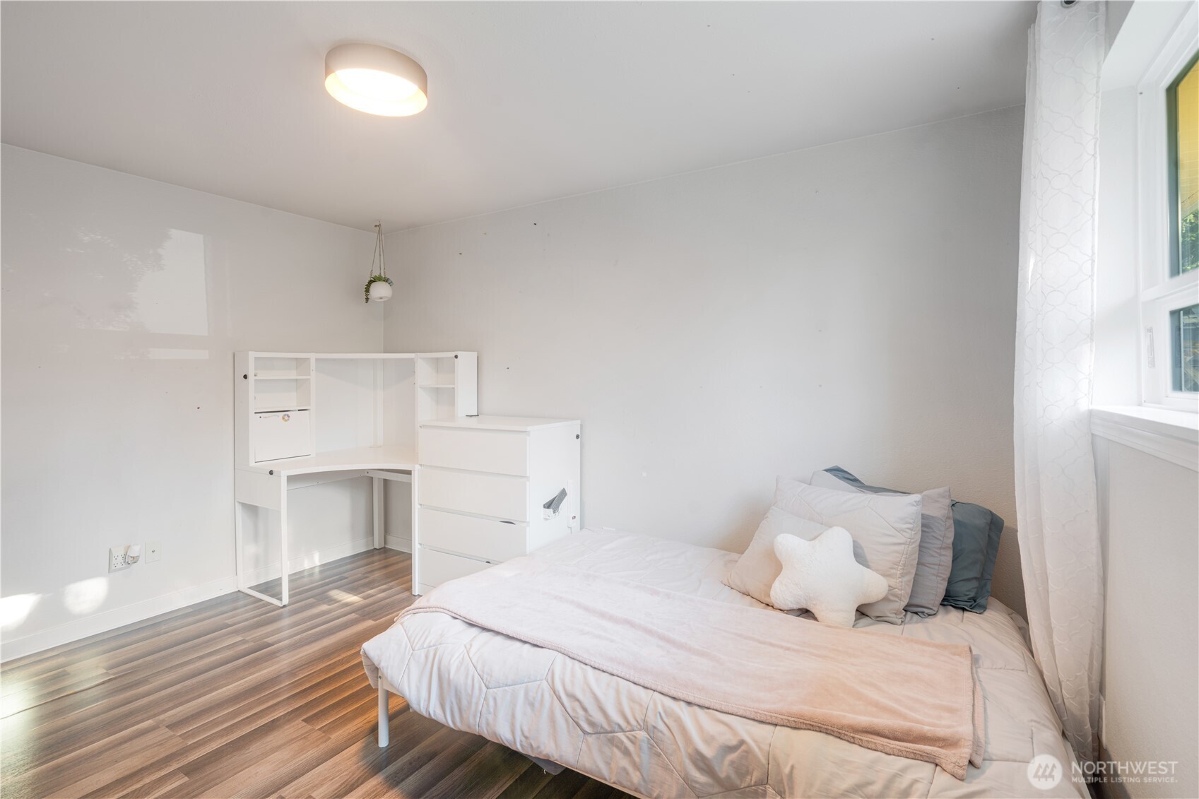 MLS #NWM2470390 image #13