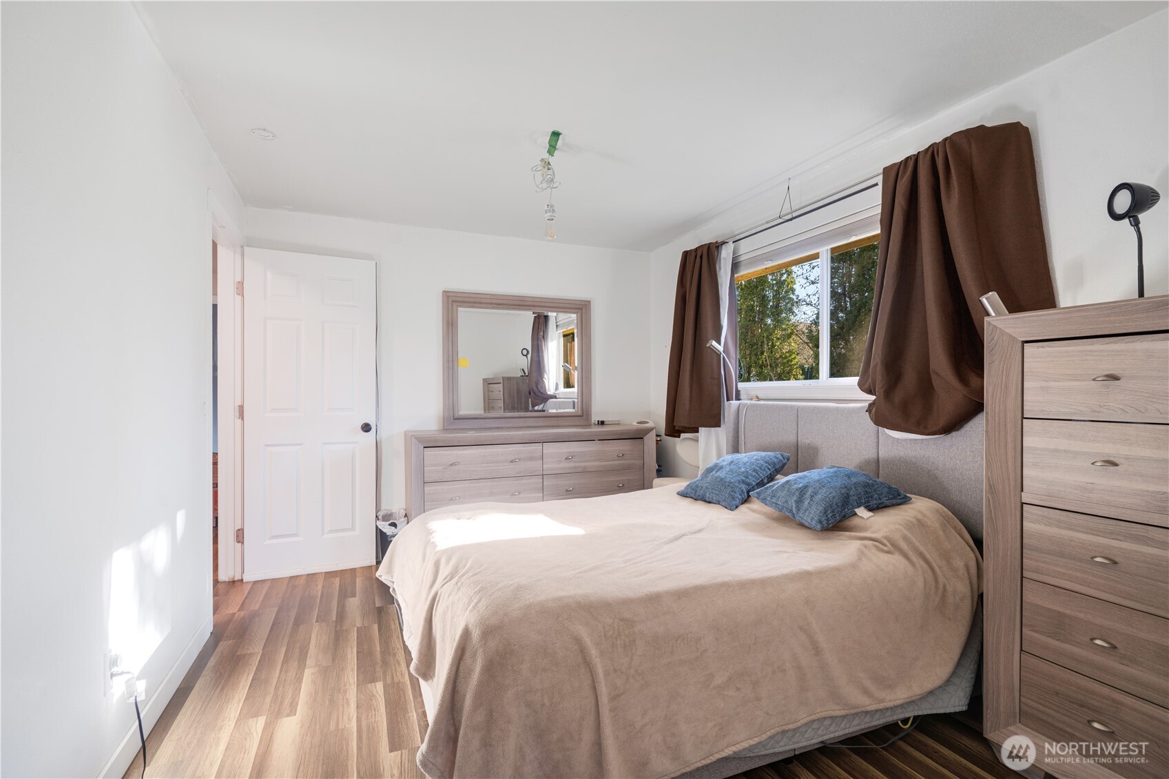MLS #NWM2470390 image #15