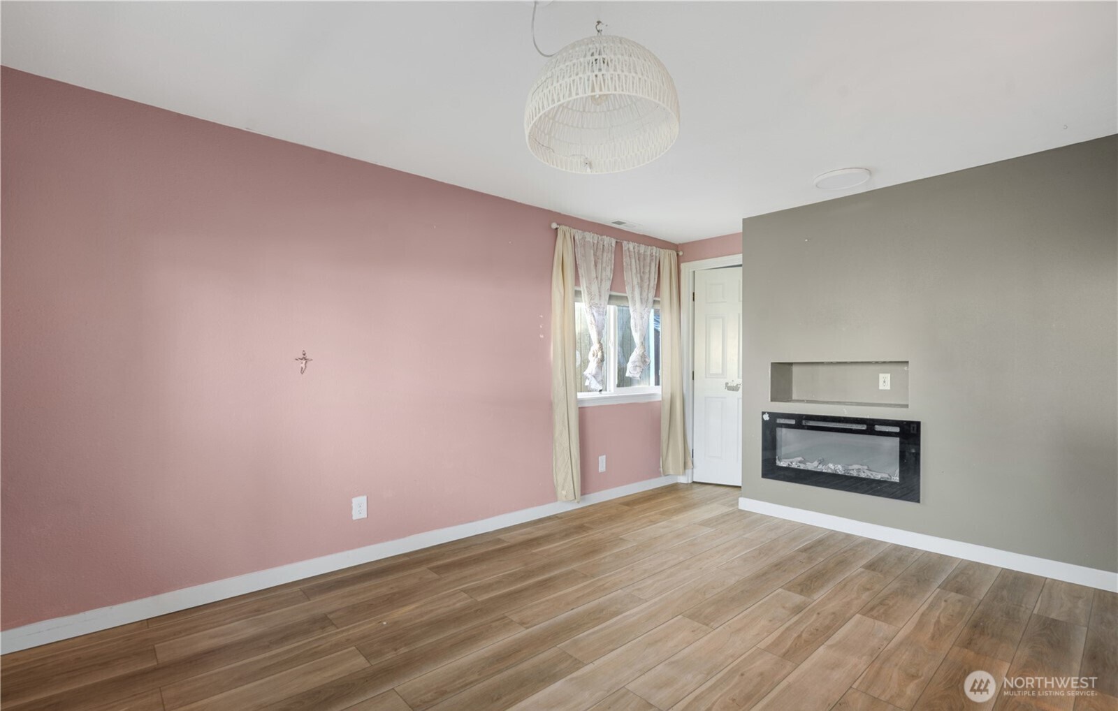 MLS #NWM2470390 image #8