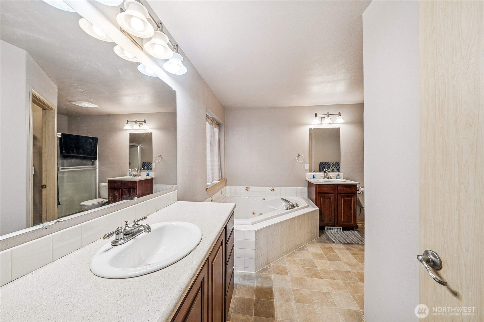 MLS #NWM2472355 image #13