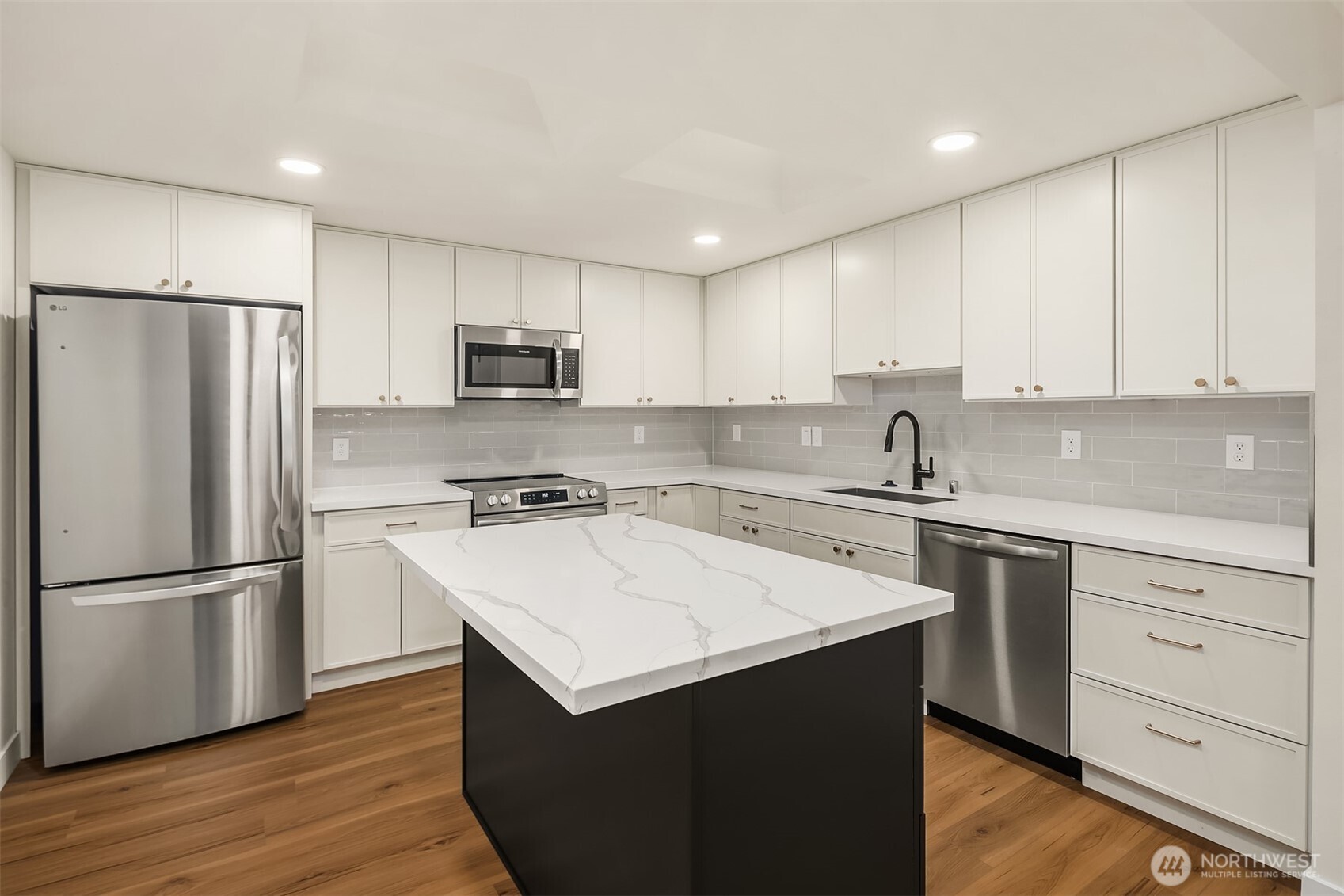 MLS #NWM2474668 image #7