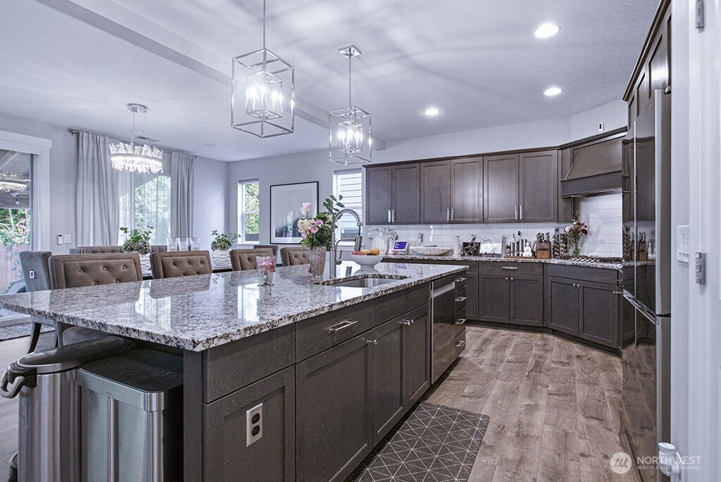 MLS #NWM2480884 img 11