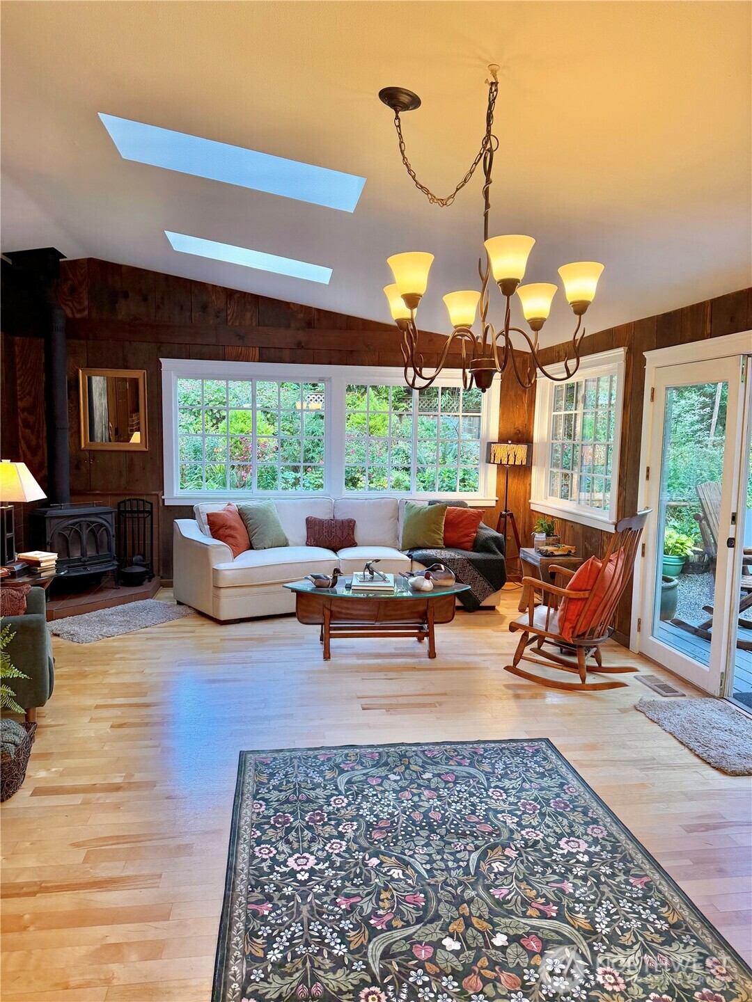 MLS #NWM2488719 img 9