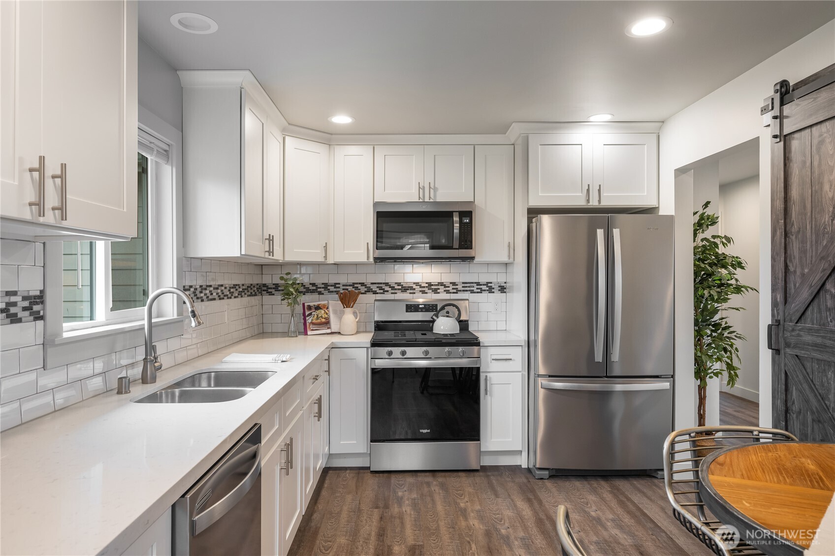 MLS #NWM2489002 img 5