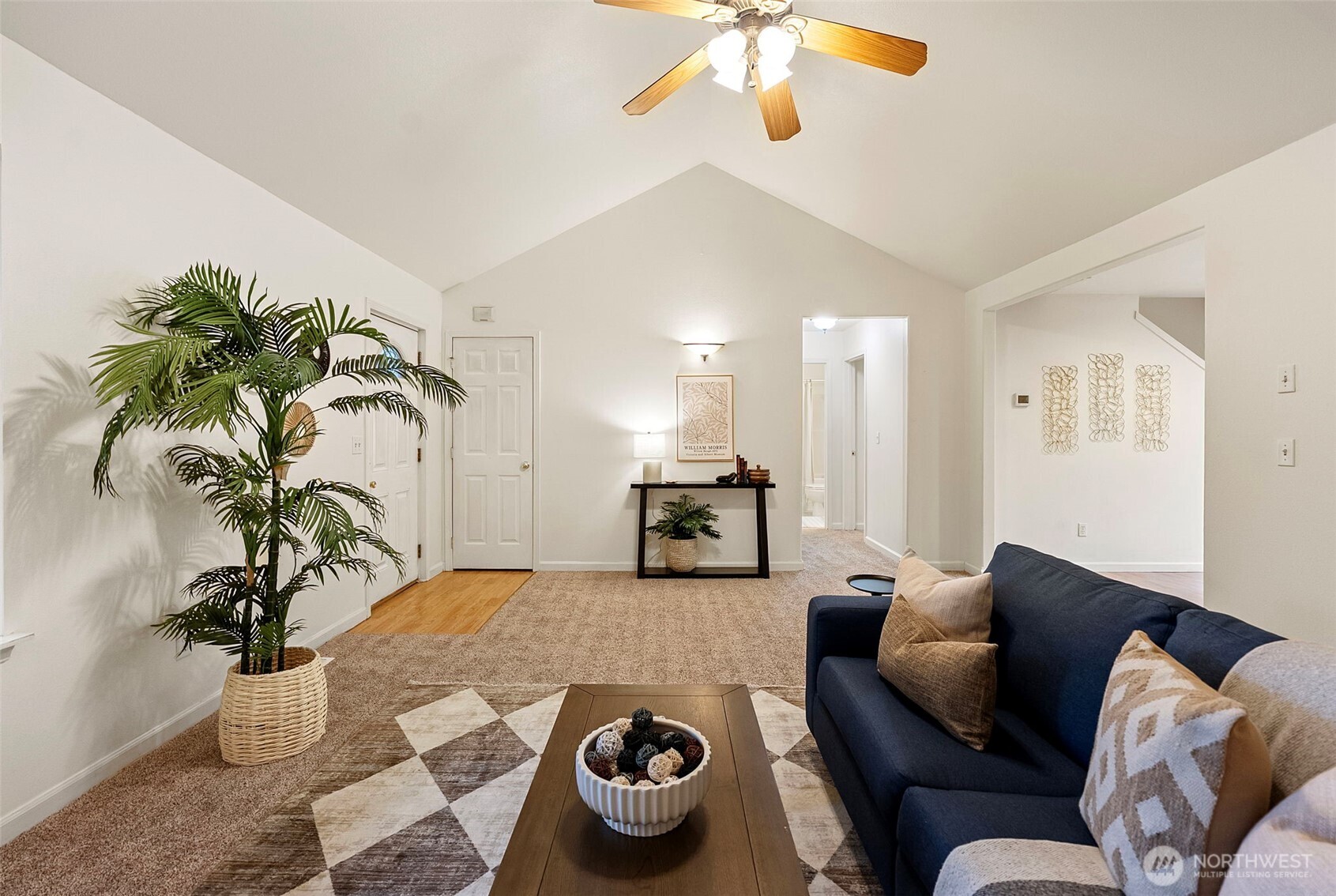 MLS #NWM2489291 img 2