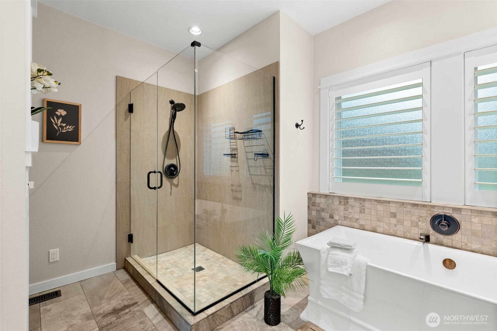 MLS #NWM2489751 img 23